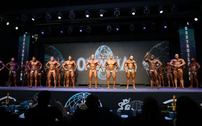 Amadores se espelham em influencers do bodybuilding para chegar ao Mr. Olympia