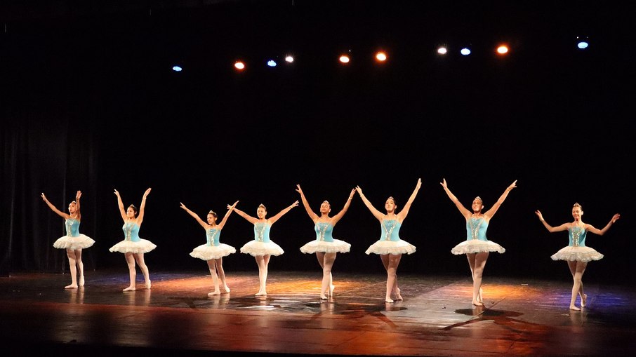 Bailarinas se apresentam no Vinhedo Dance Festival de 2025 Bailarinas se apresentam no Vinhedo Dance Festival de 2025