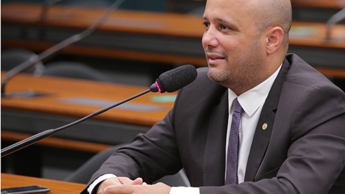 Deputado propõe anistia para manifestantes que participaram de atos