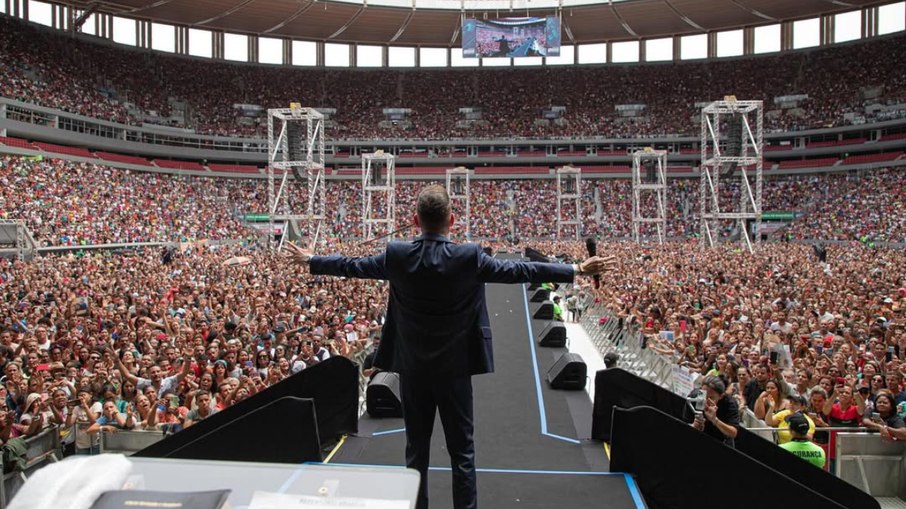 Bispo Bruno Leonardo durante evento Bispo Bruno Leonardo durante evento