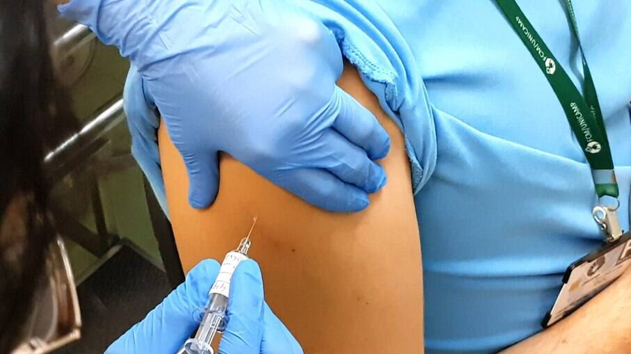 Campinas ainda aguarda novo carregamento de vacinas.