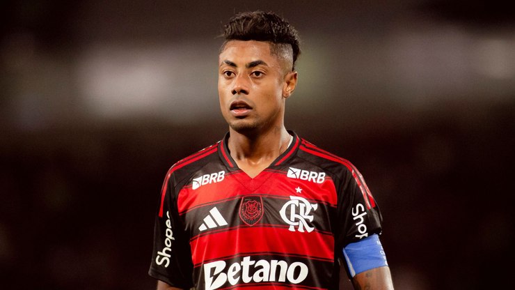 Na mira da justiça: Bruno Henrique vira solução no ataque do Fla