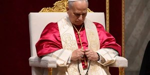 Papa Leão XIV convida o mundo a rezar pela paz neste sábado (30)