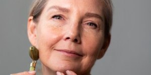 Como melhorar a rotina de skincare após os 60 anos