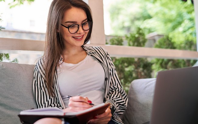 EaD deve superar ensino presencial em 2022, mostram dados