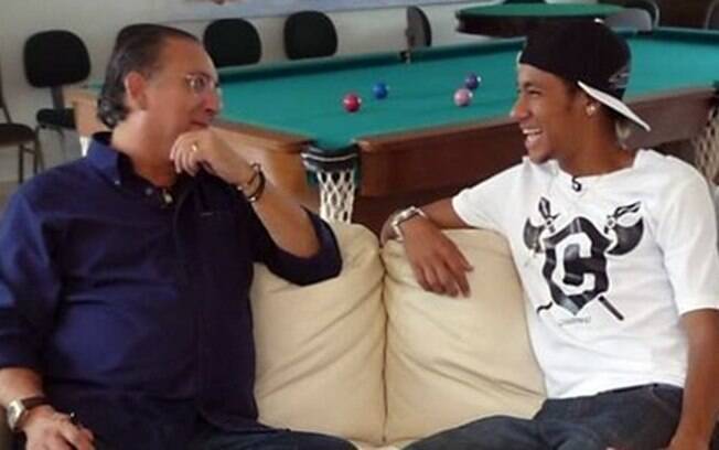 Galvão Bueno não gostou da atitude de Neymar com um torcedor 