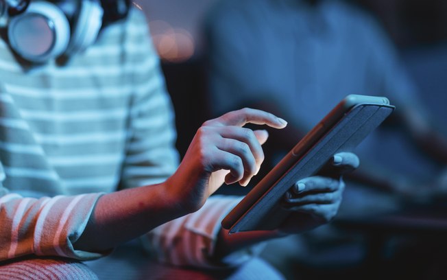 Estudo revela frequência de busca em plataformas de vídeo