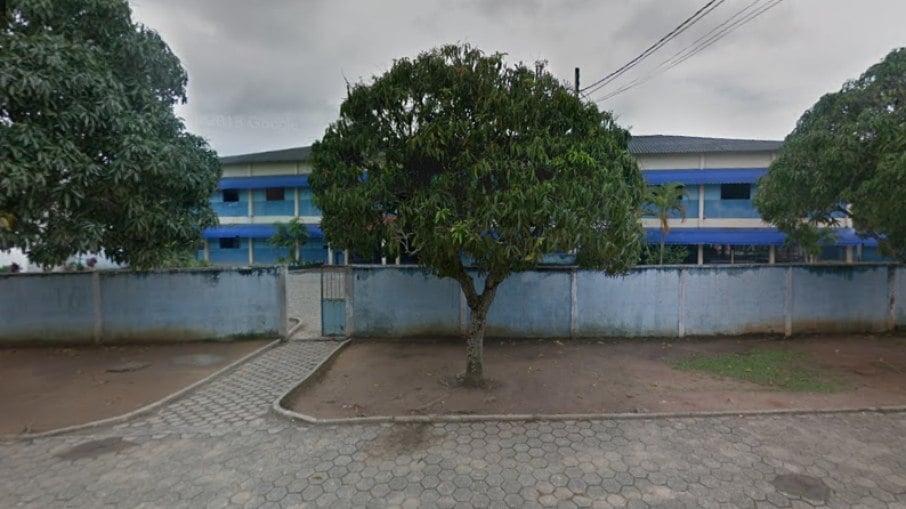Escola Estadual de Ensino Fundamental e Médio (EEFM) Primo Bitti registrou ataque a tiros