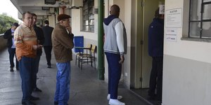 Eleições 2026: começa prazo para pedir voto em trânsito 