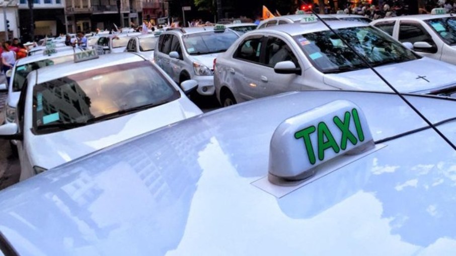 Prazo para cadastro de taxistas foi prorrogado pela segunda vez