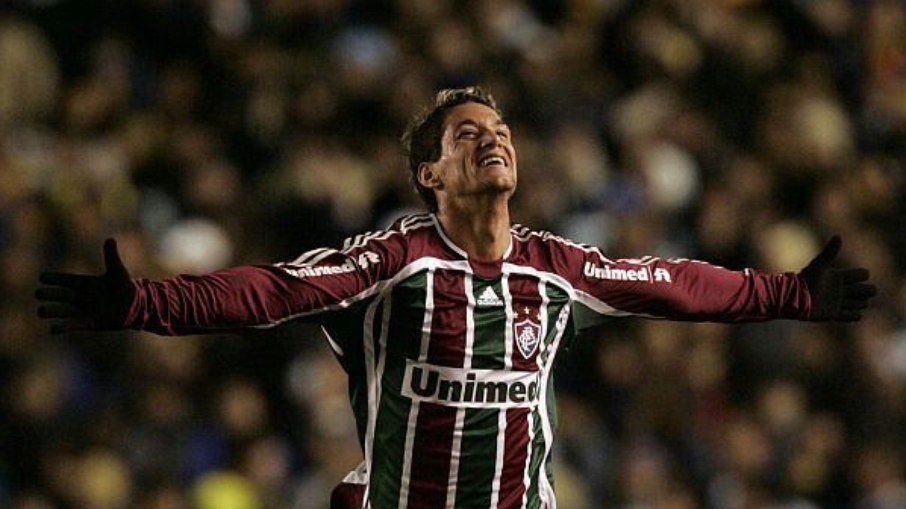 Thiago Neves esteve em campo na final da Libertadores contra a LDU, em 2008