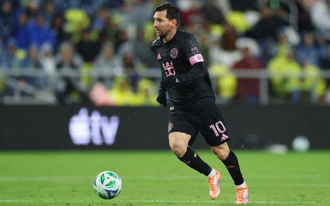 Messi em duelo contra o Nashville Messi em duelo contra o Nashville