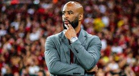 Antes de saída, Soldado alertou Renato Augusto sobre bastidores 