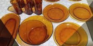 Louças dos anos 80 viram itens de luxo e custam até R$ 50 mil