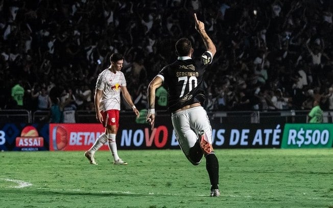 Serginho fez o gol que salvou o Vasco do rebaixamento em 2023