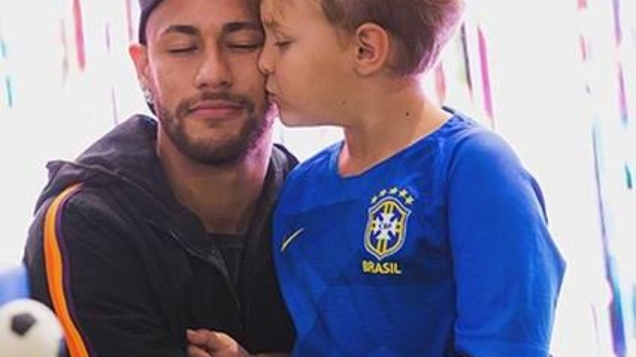 Neymar e Davi Lucca conversaram antes de partida decisiva na Copa