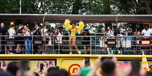 Ivete Sangalo leva 1,2 milhão de foliões às ruas de São Paulo