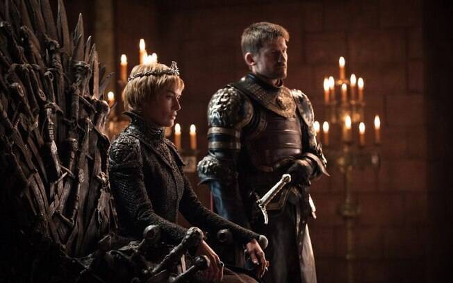 Nas imagens divulgadas de Game Of Thrones, Cersei Lannister aparece novamente ao lado de seu irmão Jaime
