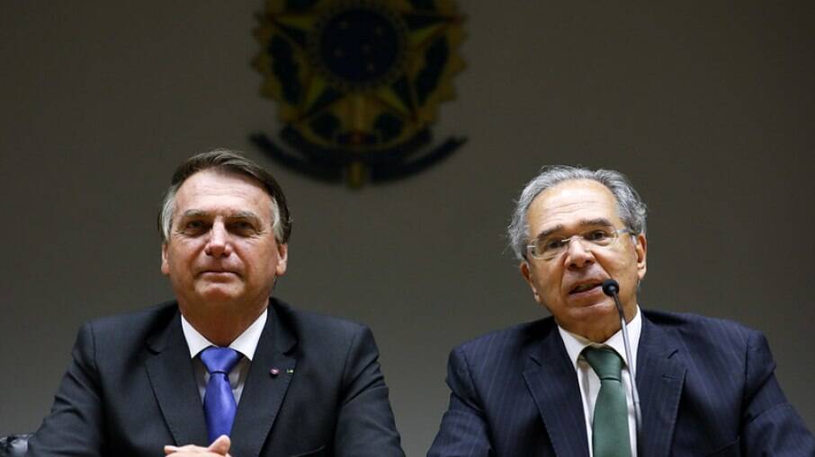 Bolsonaro e Paulo Guedes (arquivo)