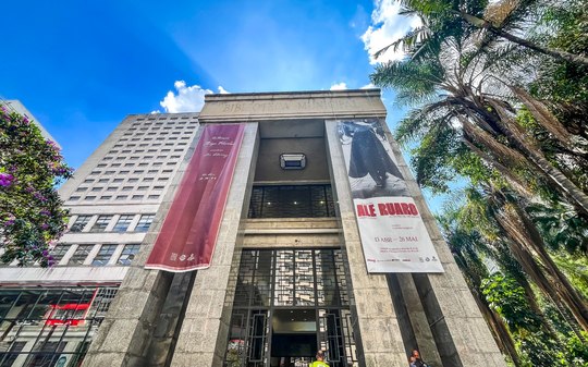 Bandidos roubam obras da Biblioteca Mário de Andrade em SP