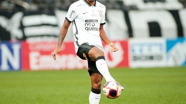 Justiça determina que Corinthians pague quase R$500 mil a ex-jogador