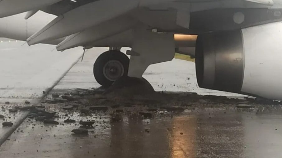 Avião derrapou no aeroporto de Florianópolis