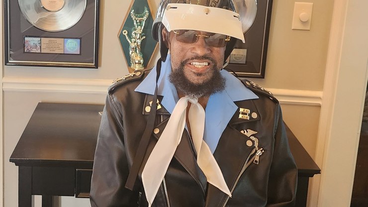 Morre Victor Willis, o "policial" do grupo  Village People