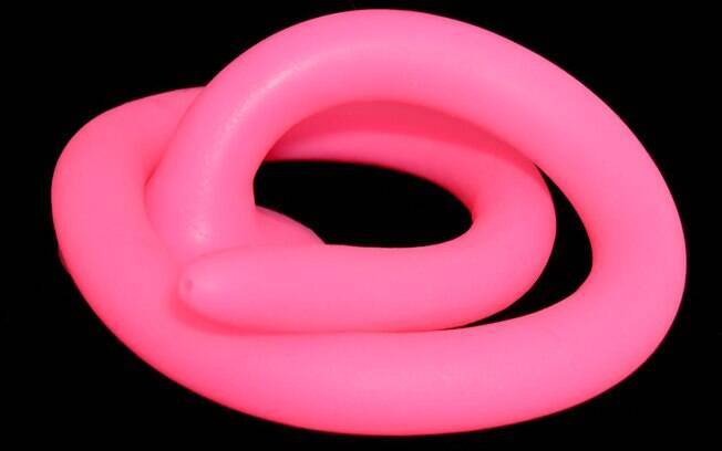 Um dos brinquedos eróticos em forma de tentáculo tem quase 1m de comprimento
