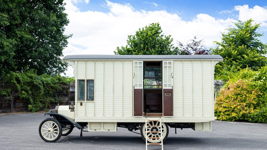 Ford Model T “Motor Caravan”  é considerado uma casa antiga sobre rodas e vai a leilão nos EUA