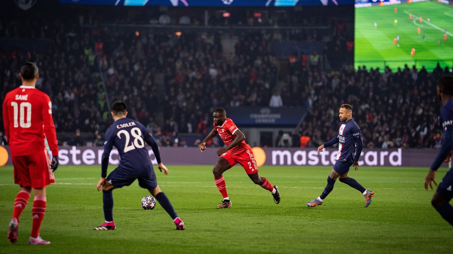 Bayern bateu o PSG e abriu vantagem nas oitavas da Champions