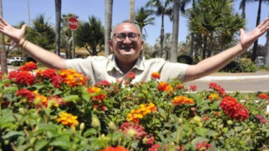 Além de influenciador, Joel Marques também é professor