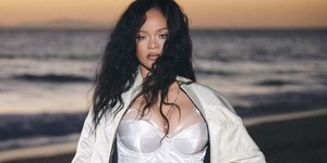 Rihanna desabafa sobre fama: "É muito isolado, muito solitário"