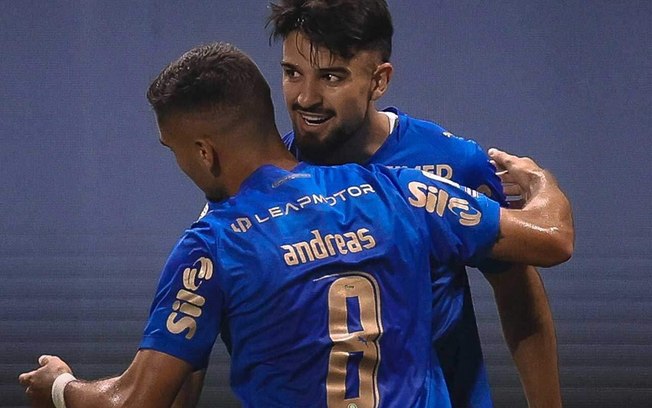 Gol de Flaco López levou Palmeiras a 100 gols no confronto