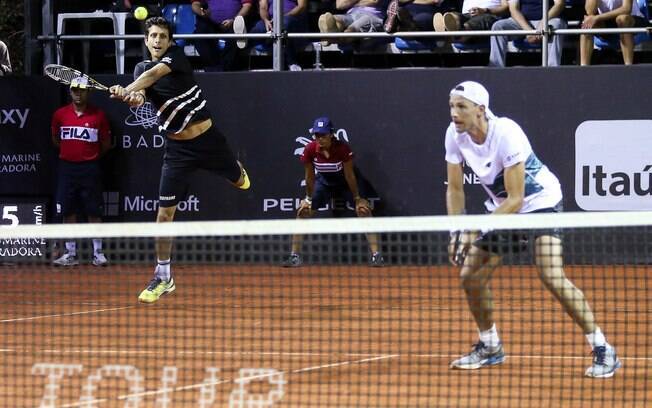 Marcelo Melo e Lukasz Kubot confirmaram favoritismo e venceram na estreia em Roland Garros