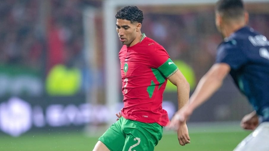 Hakimi em ação pela Seleção do Marrocos