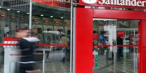 MPMG multa Santander por práticas abusivas em crédito consignado