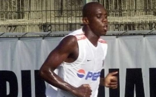 Ex-Corinthians vive nas ruas de São Paulo por vício em crack