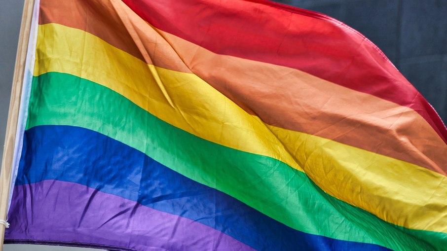 Comunidade LGBTQIA+ não se sente livre para exercer sua orientação sexual e/ou identidade de gênero