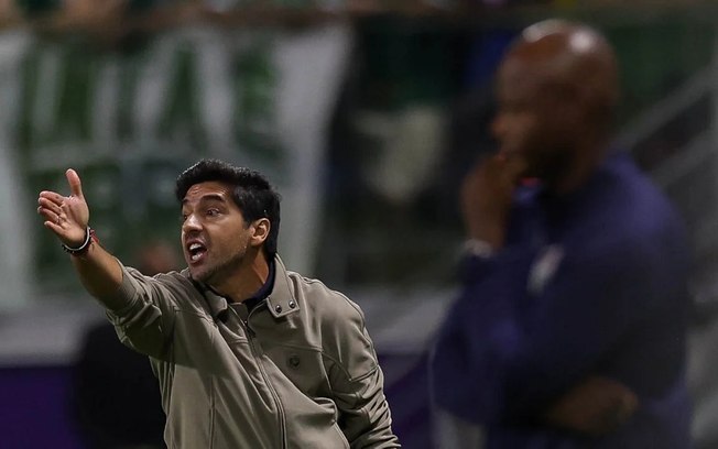 Abel Ferreira durante o confronto entre Palmeiras e Fluminense no Nubank Parque Abel Ferreira durante o confronto entre Palmeiras e Fluminense no Nubank Parque