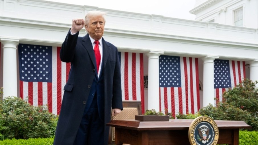 O presidente Donald Trump há muito tempo promove o aumento das tarifas O presidente Donald Trump há muito tempo promove o aumento das tarifas