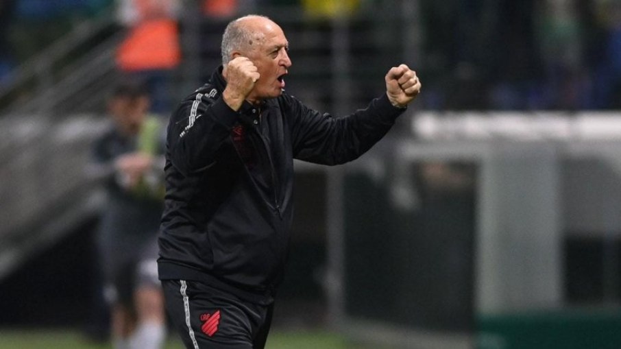 Felipão torce por título do Athletico contra o Flamengo