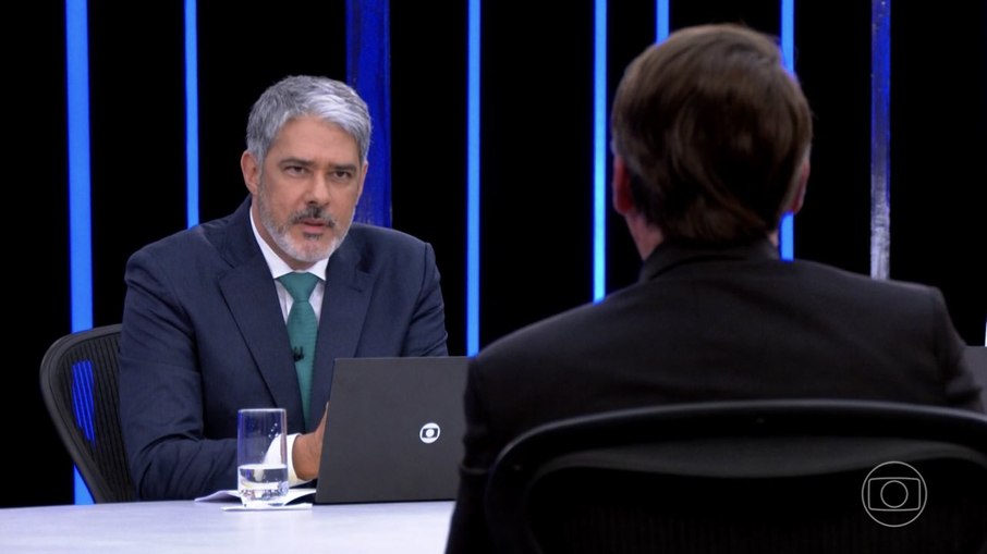 Bonner questiona Jair Bolsonaro durante o Jornal Nacional