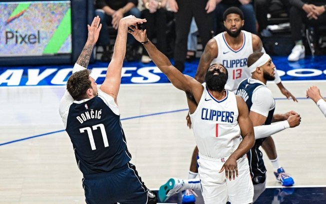 Mavs e Clippers fazem jogo eletrizante, e série está empatada nos playoffs da NBA