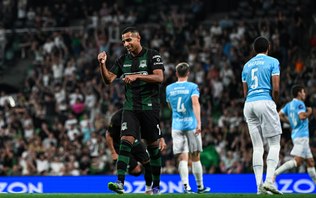 Ex-Botafogo, Victor Sá celebra gol e mira títulos pelo Krasnodar