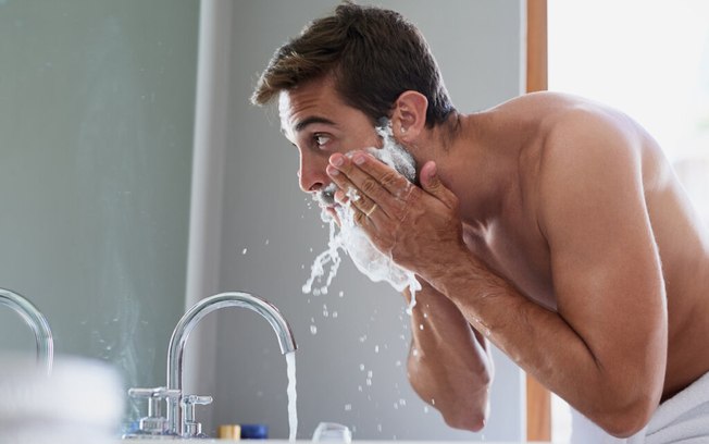 7 erros na hora do banho que prejudicam a saúde
