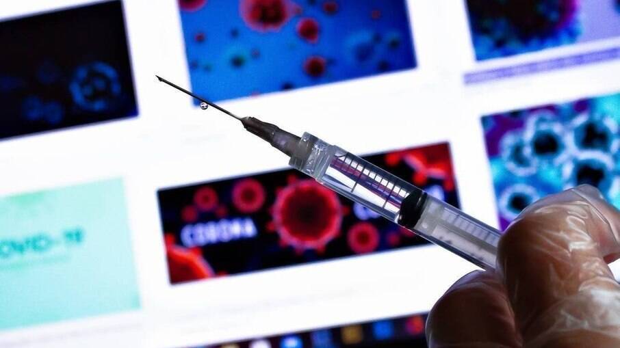 Vacina da Moderna é eficaz contra variantes da Covid-19, afirma farmacêutica
