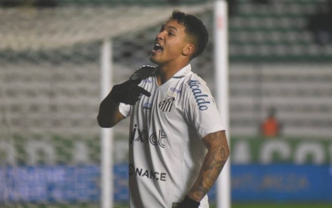 Marcos Leonardo marca, e Santos vence o Juventude de virada pelo Brasileirão