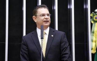 Líder do PL rebate Dino e cita imunidade parlamentar
