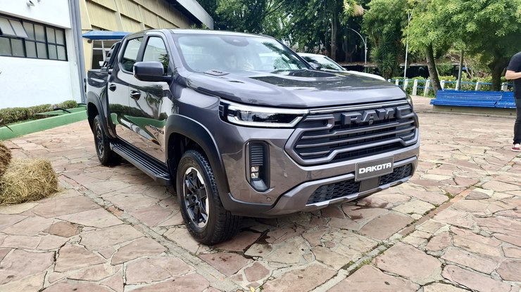 Atração do Salão de SP: Ram divulga detalhes da nova Dakota