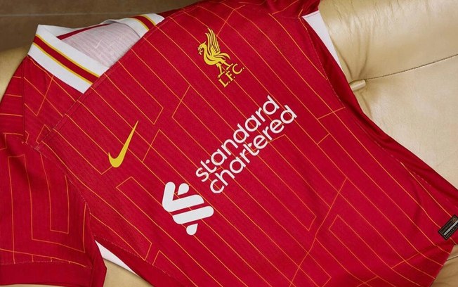 Liverpool lança camisa inspirada em título de 1984